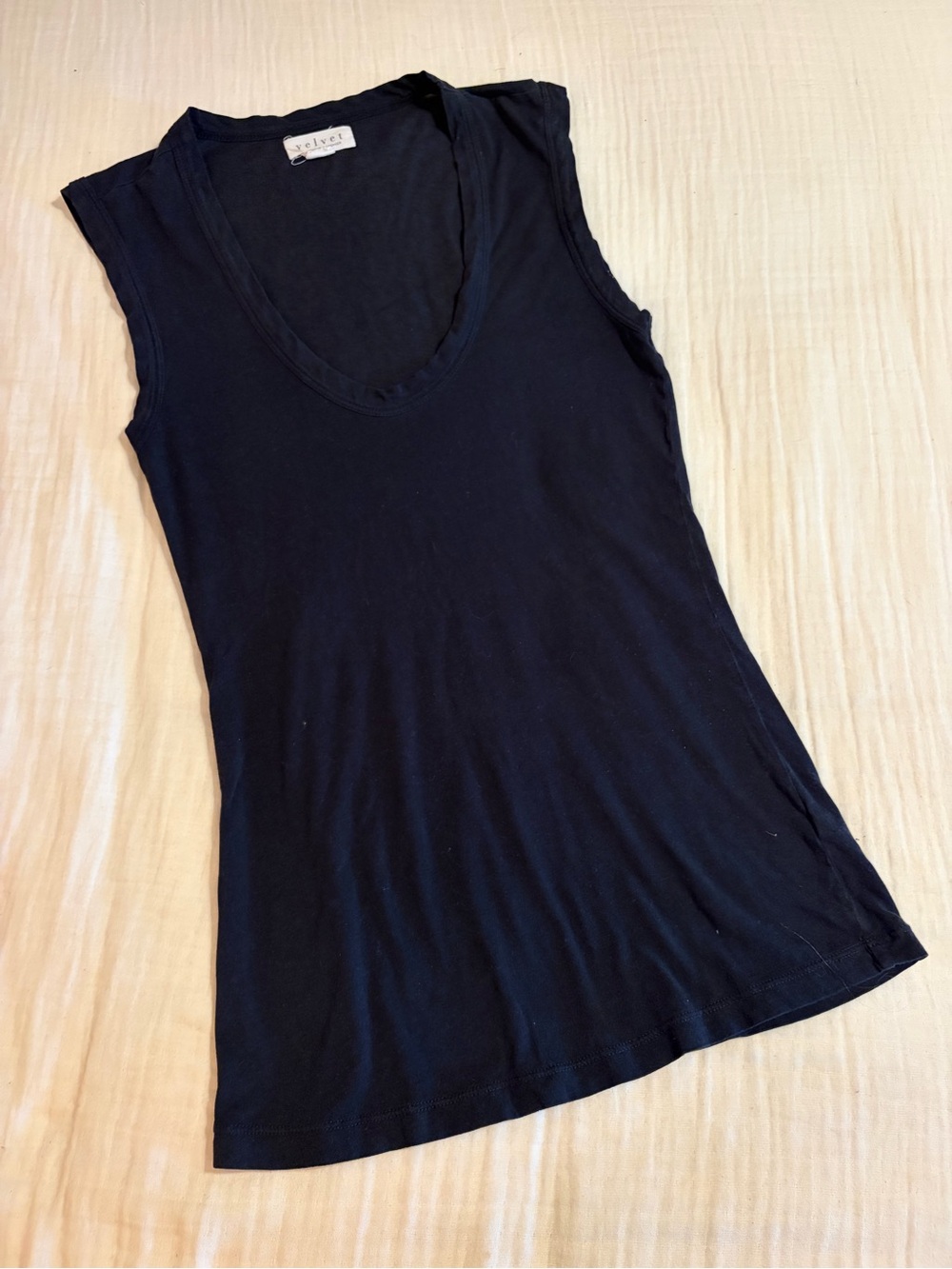 Velvet by Graham & Spencer Black Scoop Neck Tank Top and White short sleeve